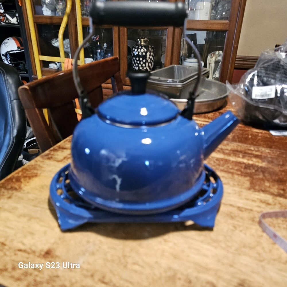 Le Creuset Trivet Warmer Pot Stand Cast Iron Enamel Candle Blue Oval France - Picture 9 of 9